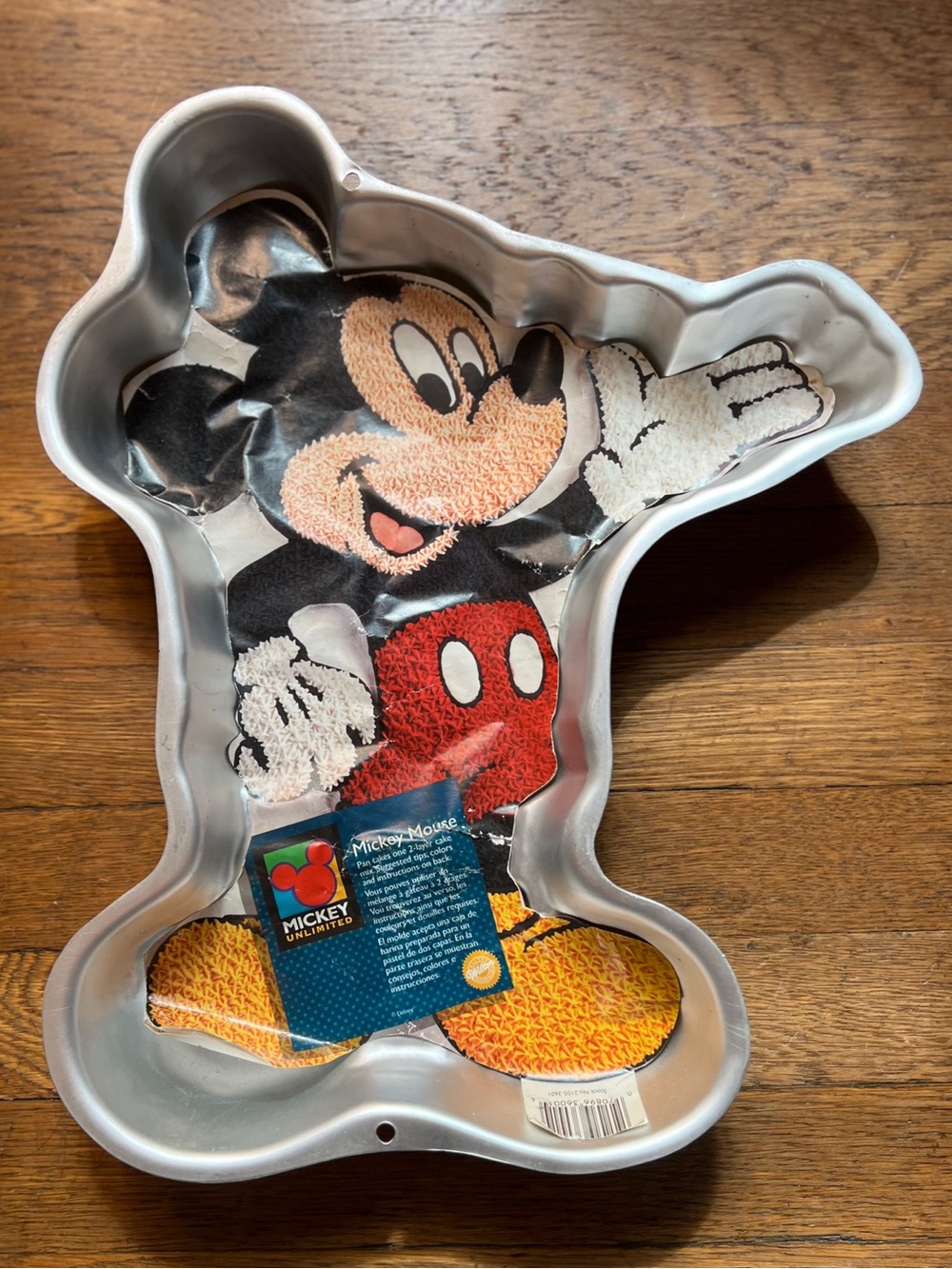 Vintage Wilton Disney Mickey Mouse Cake Pan - Silver